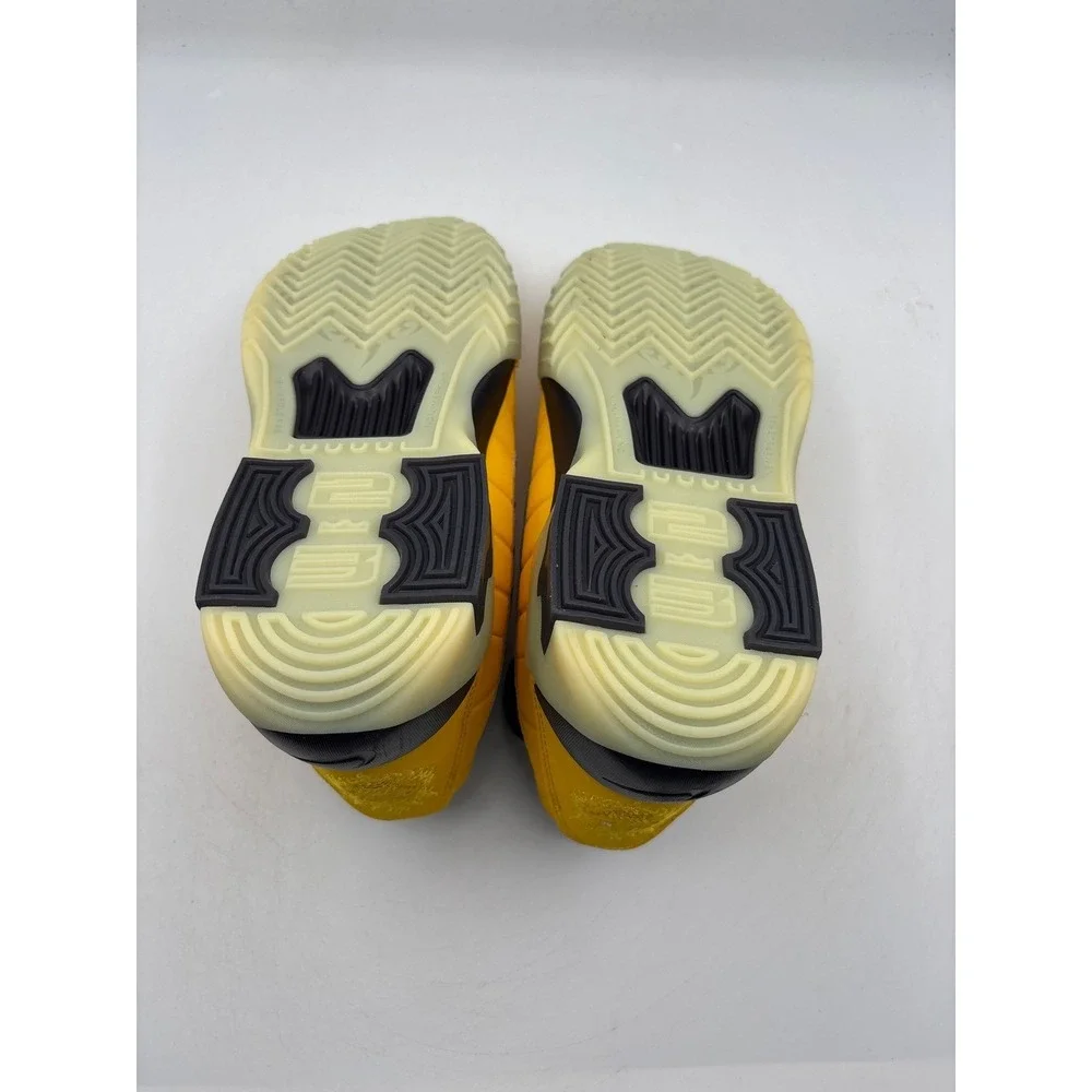 Nike LeBron Witness IX Shoes Kids Size 5Y Amarillo Cave Purple Basketball HV2270